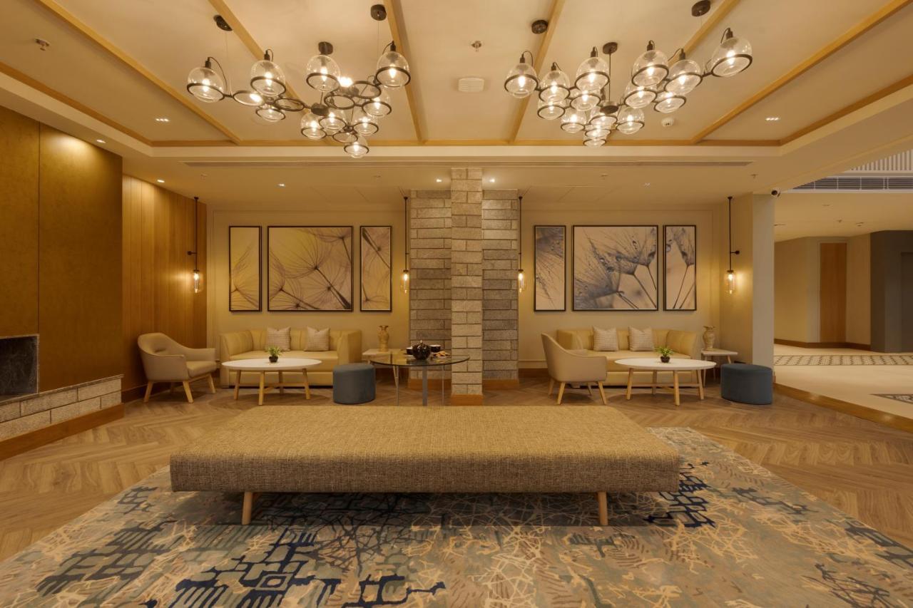 Sarovar Portico Srinagar Eksteriør billede